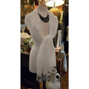 Old Navy Scarf With Fringe 76x23